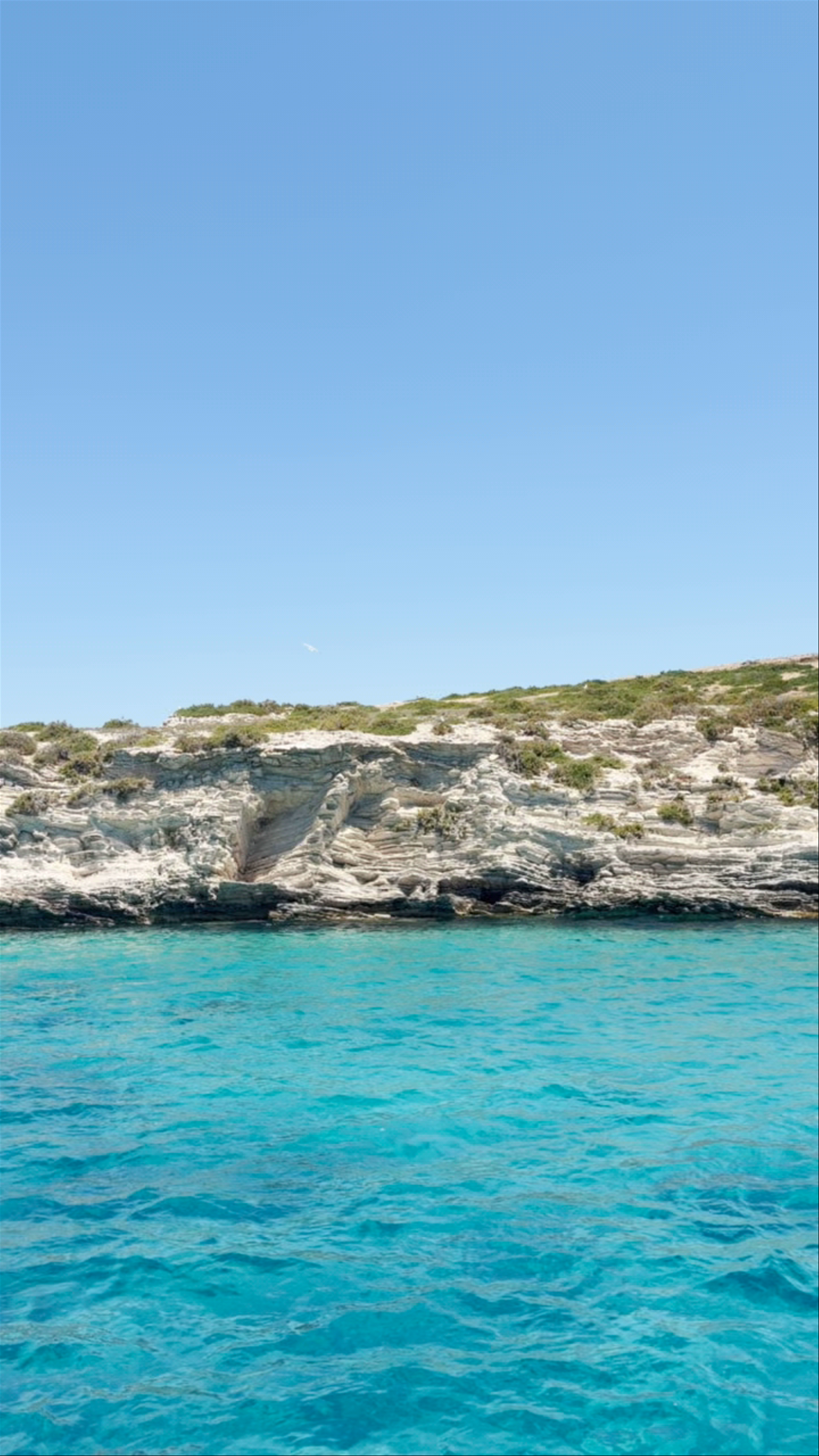 Makry Aspronisi in Lipsi, Greece: Discover Untouched Turquoise Waters