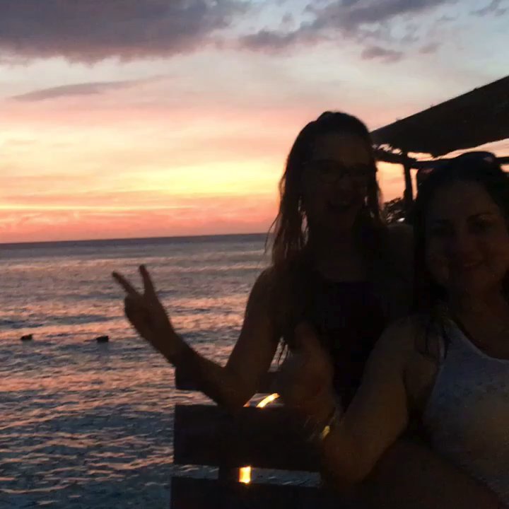 Spider House - Amazing sunsets!! - Resorts Near Me - Malay, AKL