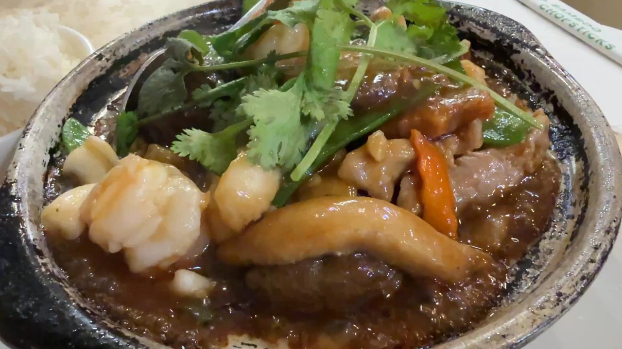 Kevin's Kitchen - Mixed meat and seafood hotpo - Hong Kong Style Cafe Near Me - Honolulu, Hawaii