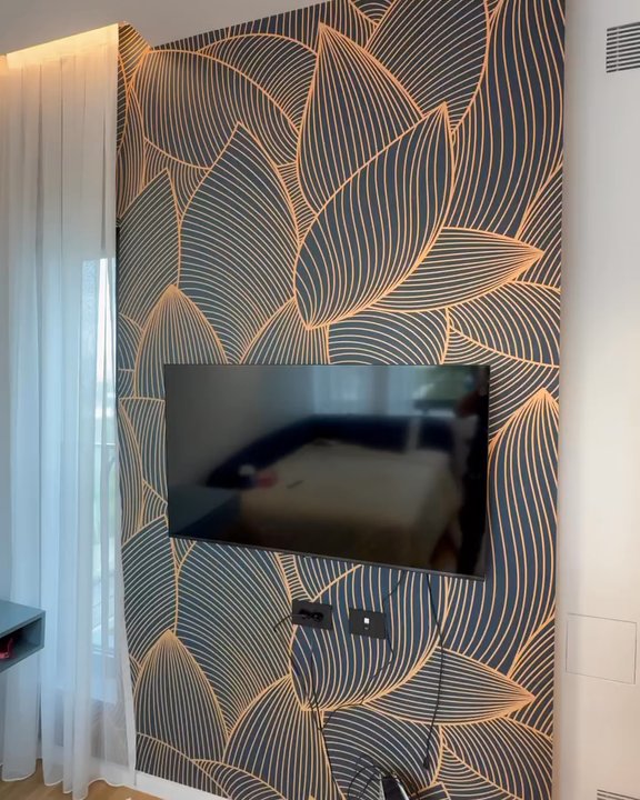 Emma's Exceptional Wallpapering - Fast and clean - Wallpapering Near Me - Detroit, Michigan
