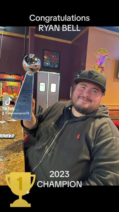 BreWingZ Restaurant and Bar - Sports Bars Near Me - Katy, Texas