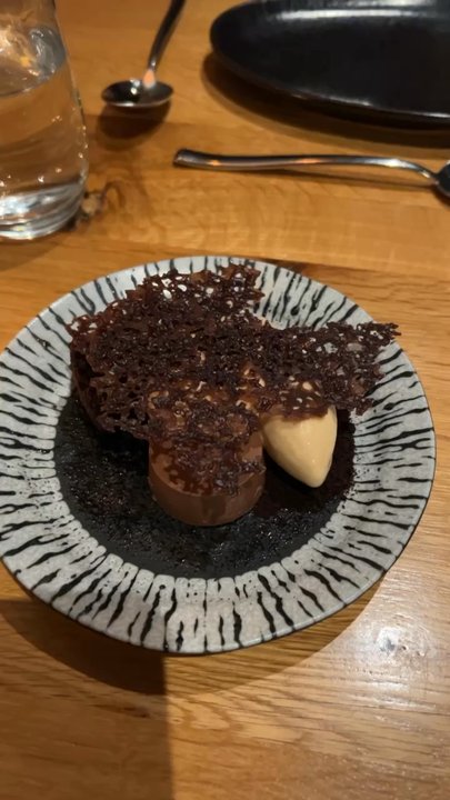 Rooster & Owl - Desserts chocolate cake and hummingbird cake - New American Near Me - Washington, DC, District of Columbia