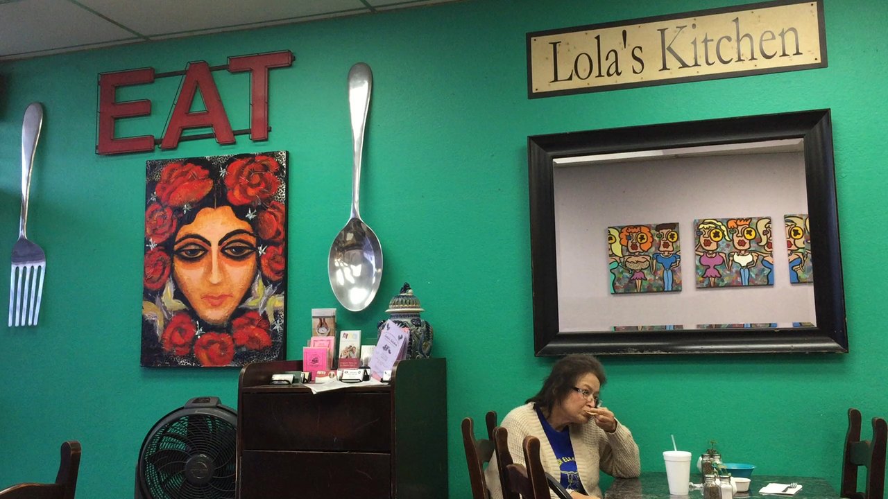 Lola's Kitchen - Mexican Near Me - Barstow, California