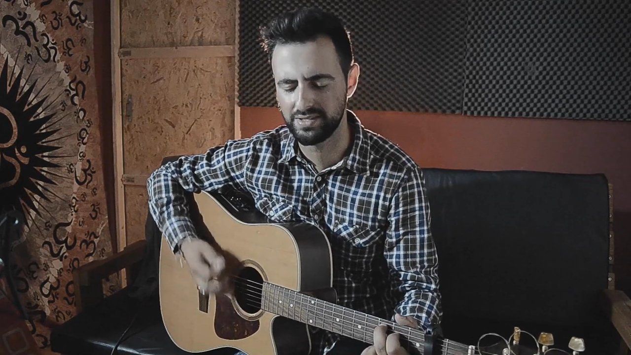 Louis Joun - Use Somebody 2026 - video 2
