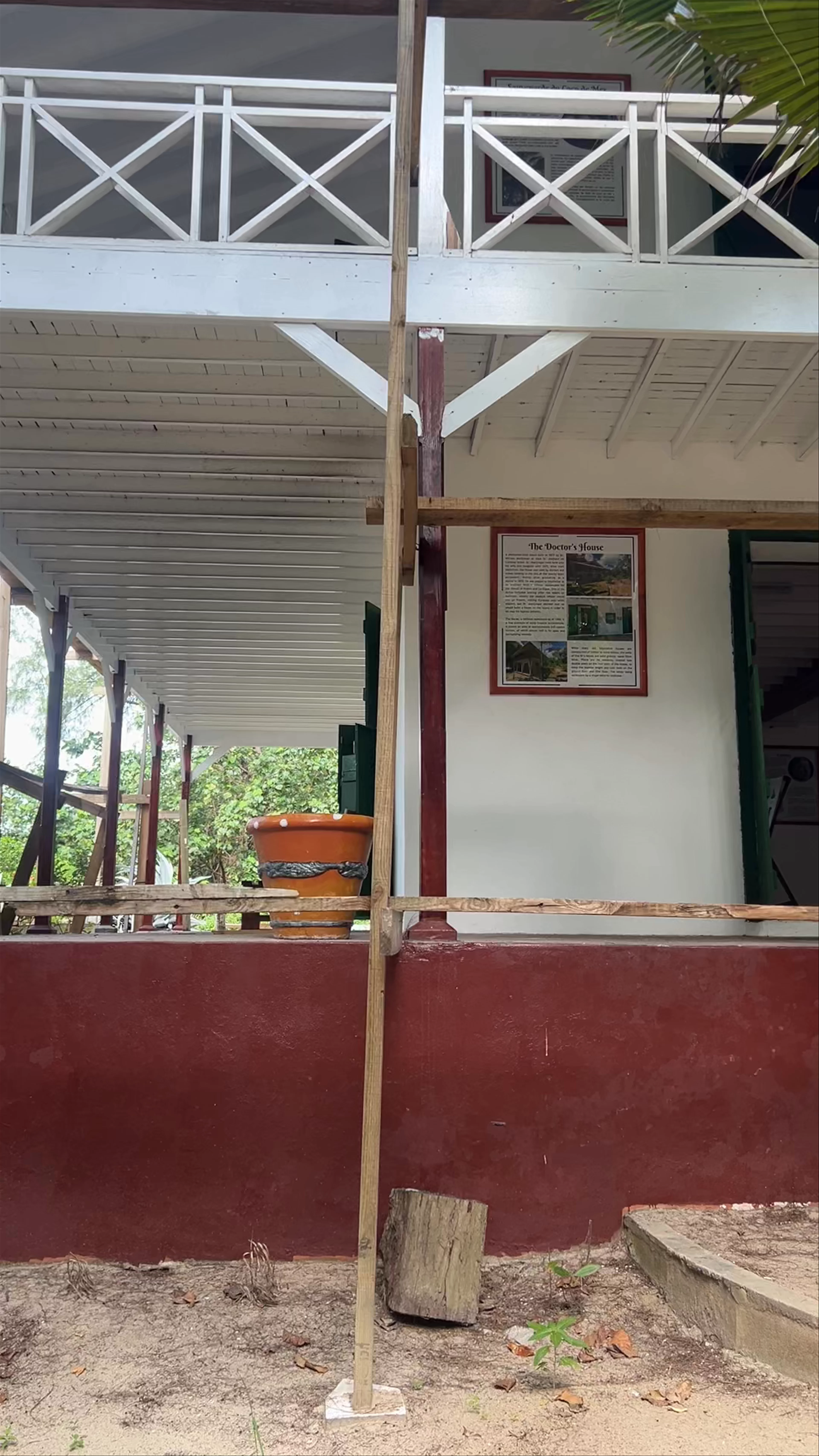Visitor Shelter, Grand Anse