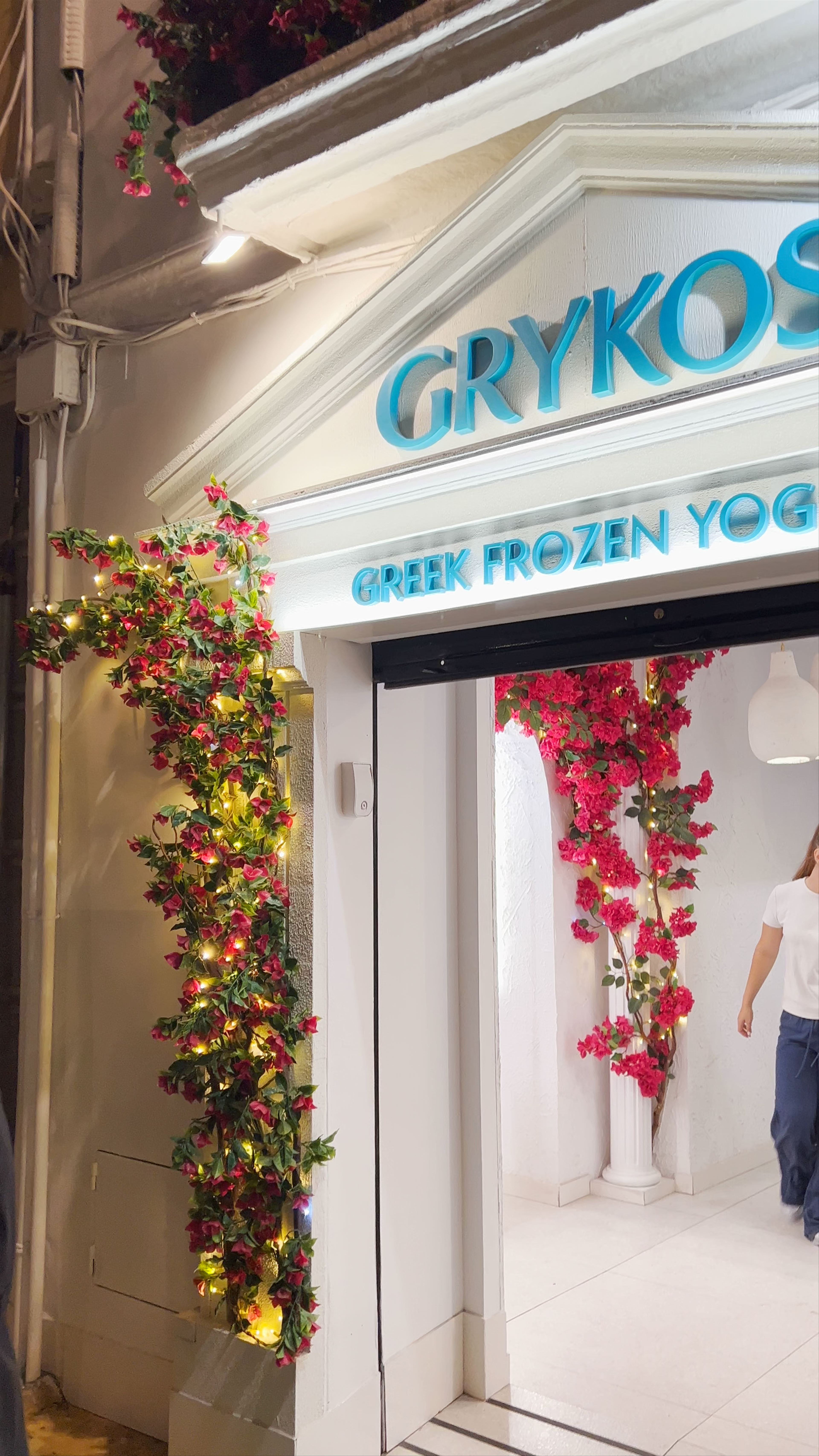 GRYKOS GREEK FROZEN YOGURT