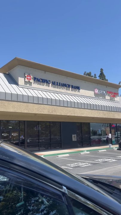 MANDARIN PLAZA - Shopping Centers Near Me - Rowland Heights, California