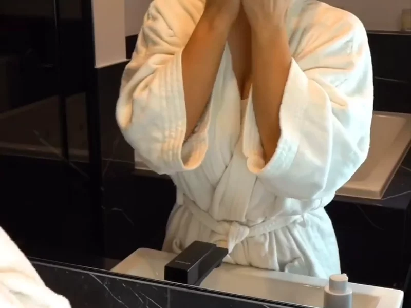 No Face Skincare ad