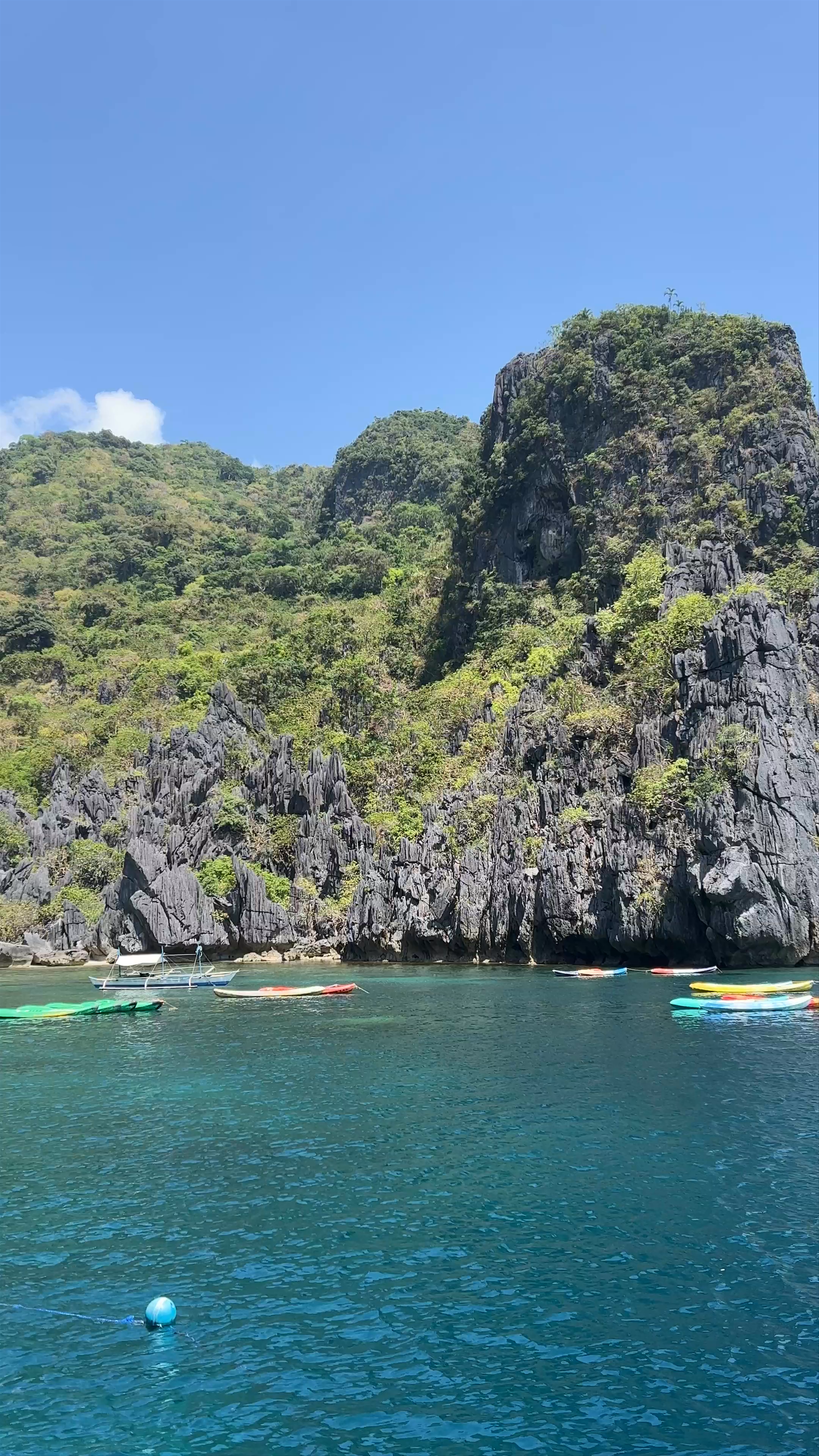 Small Lagoon, Palawan: Pristine Nature and Turquoise Waters