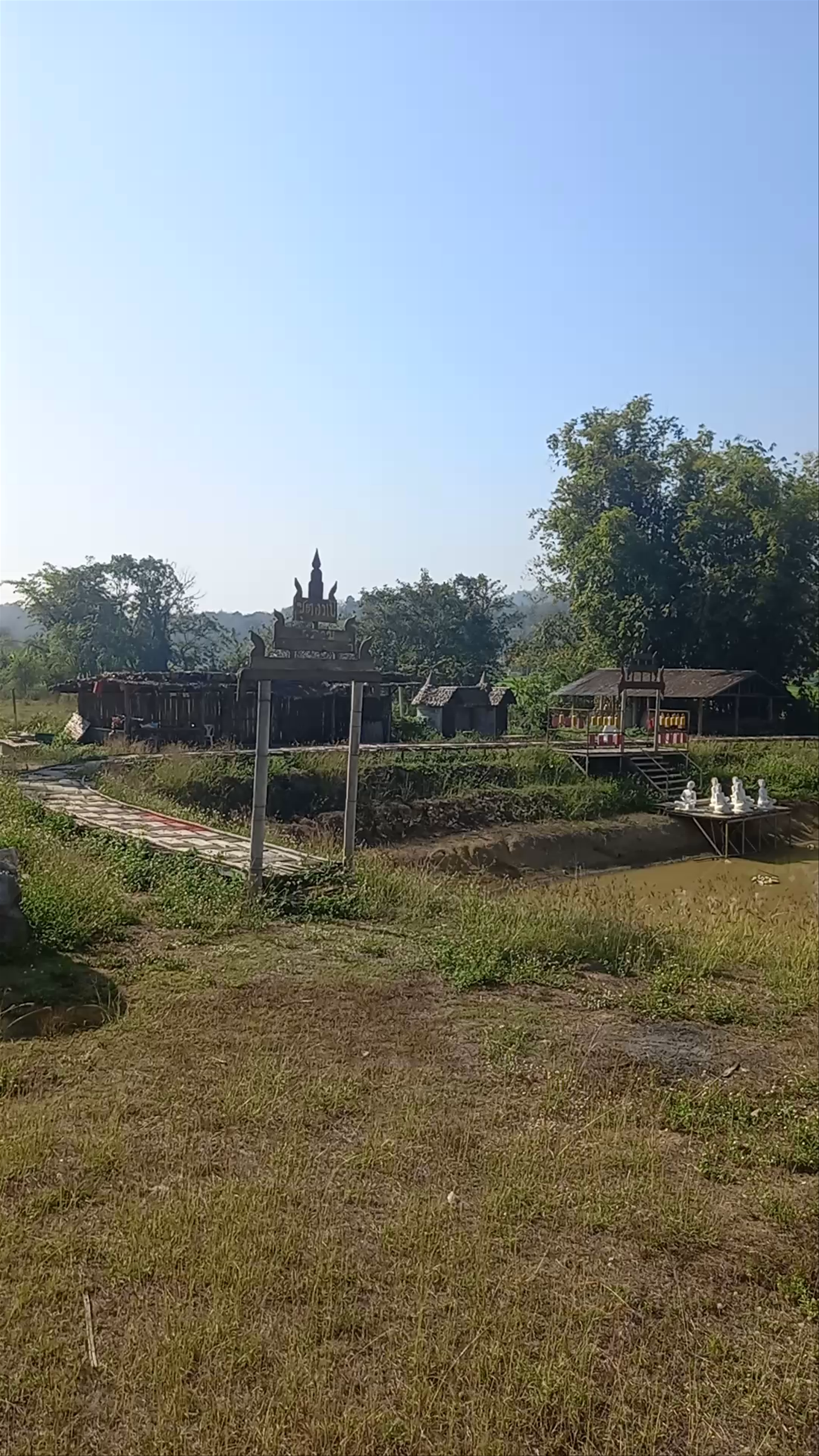 Ban Kung Mai Sak Rice Bridge