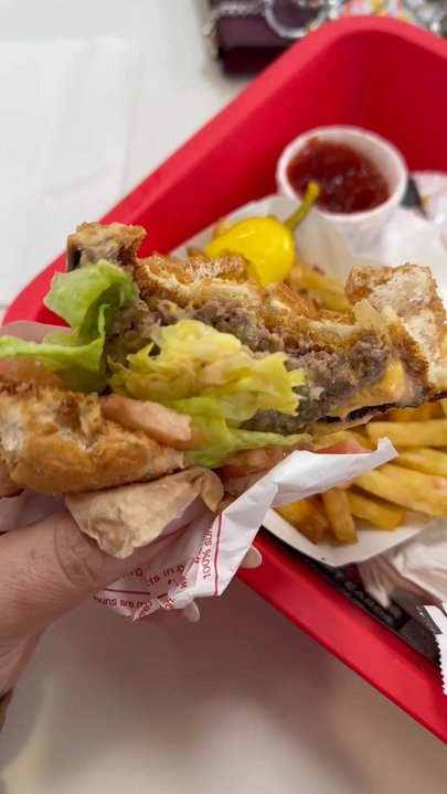 In-N-Out Burger - Burgers Near Me - Redondo Beach, California