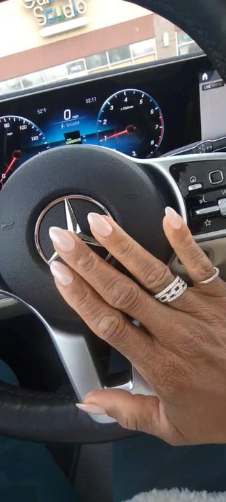 Eagle Nails - Eric is so AMAZING when it comes to nails! Get Eric or Kevon. - Nail Salons Near Me - Southfield, Michigan