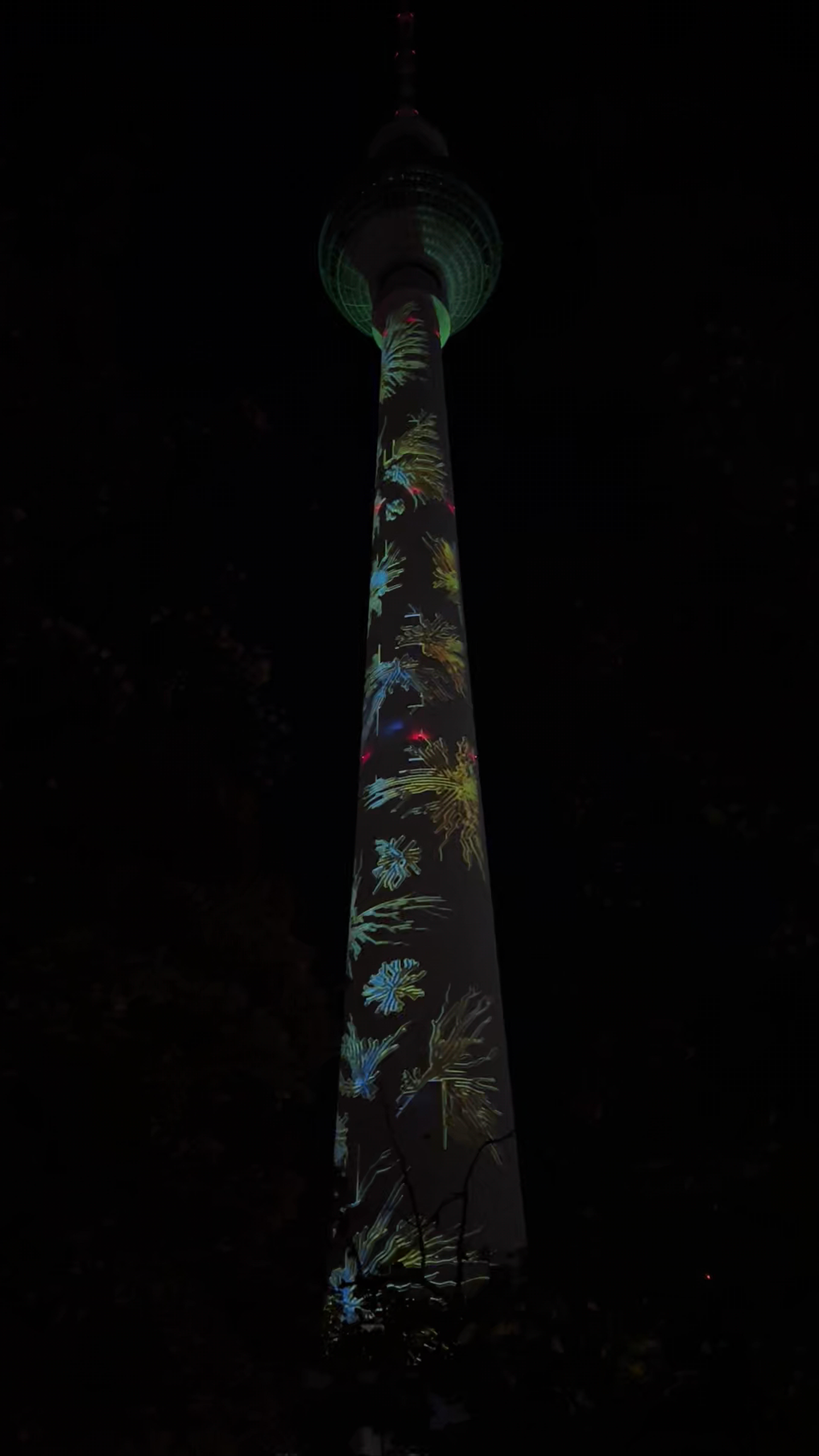 Berlin Fernsehturm Light Show: A Night of Illuminated Freedom