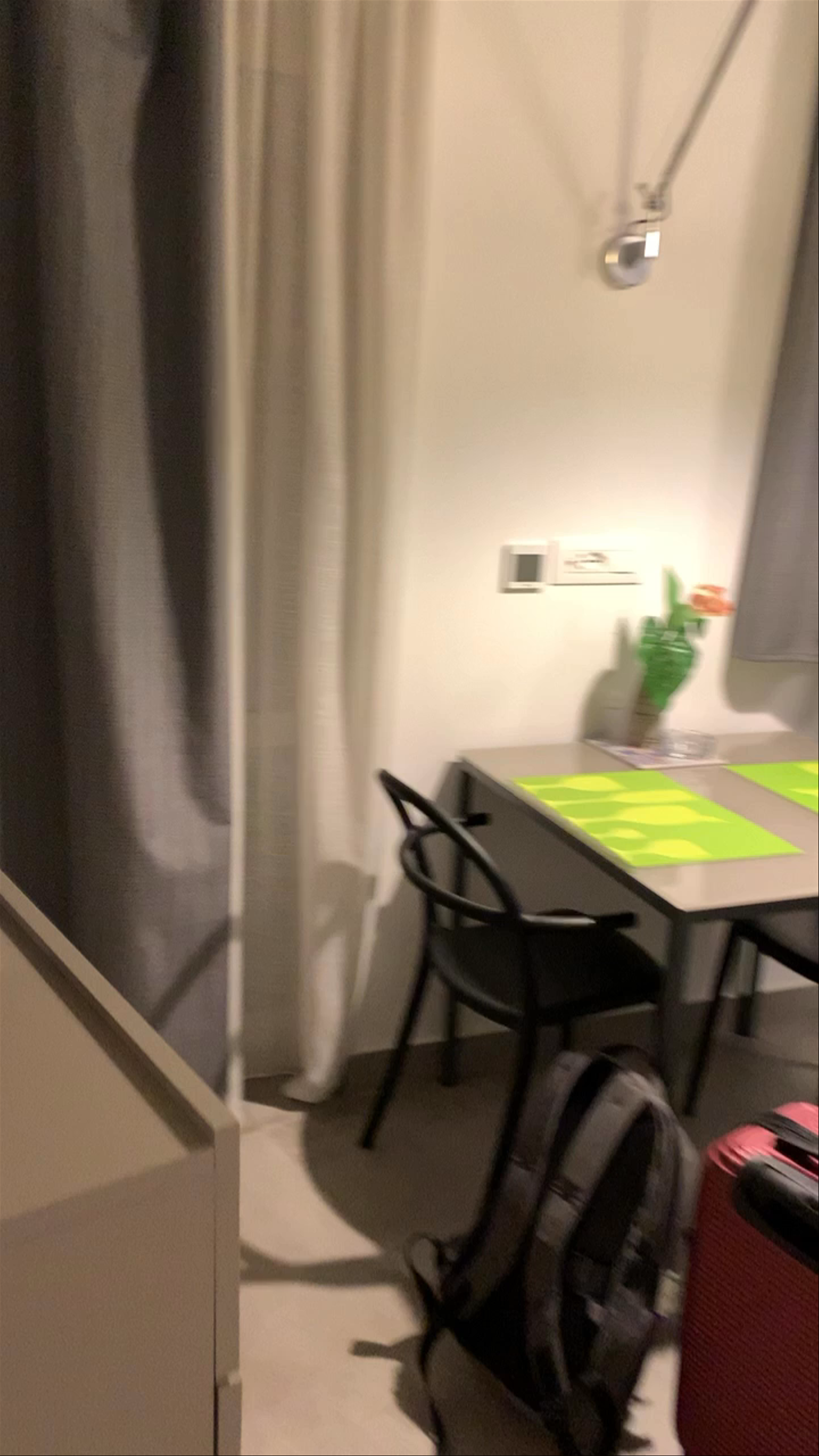 Dietro La Cattedrale