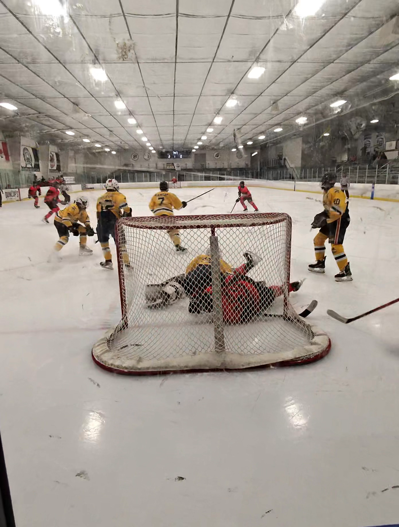 Leighton Matthias Lam: Sliding Post-to-Post to Rob Kale Nicol of WestCan Prime at WSI Philly