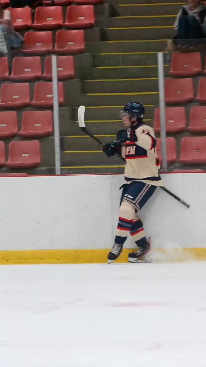 Spencer McCallum's Shorthanded Beauty: Bar Down