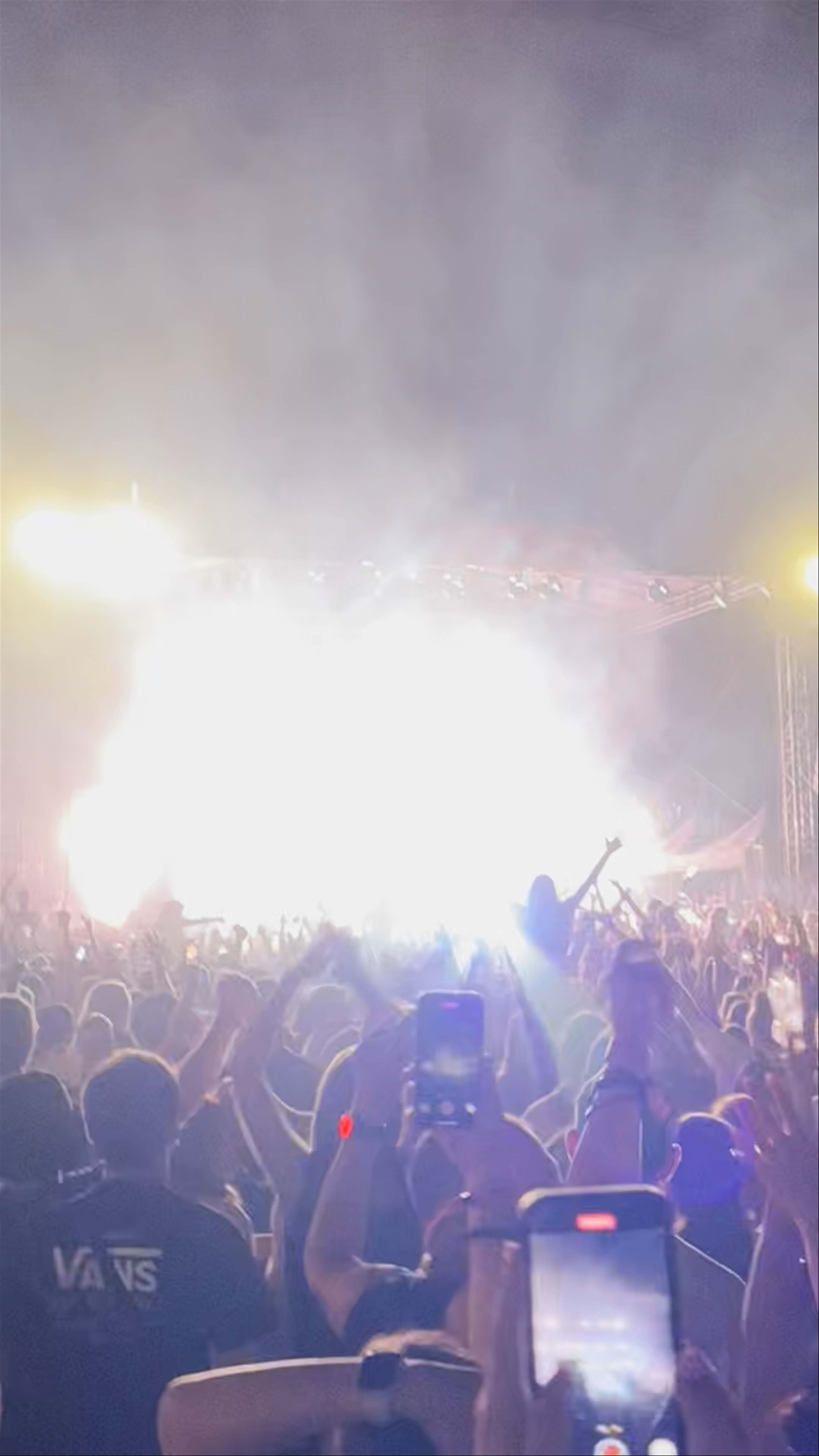 Electrifying Night Concert in Loutraki, Greece