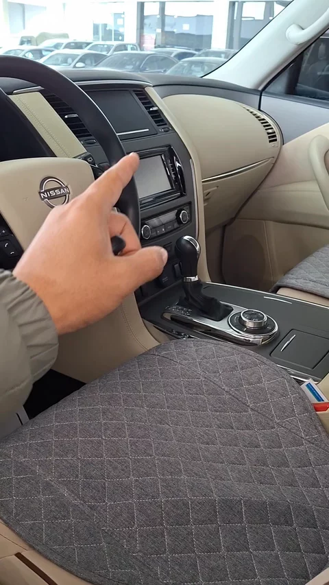 نيسان باترول SE 2023