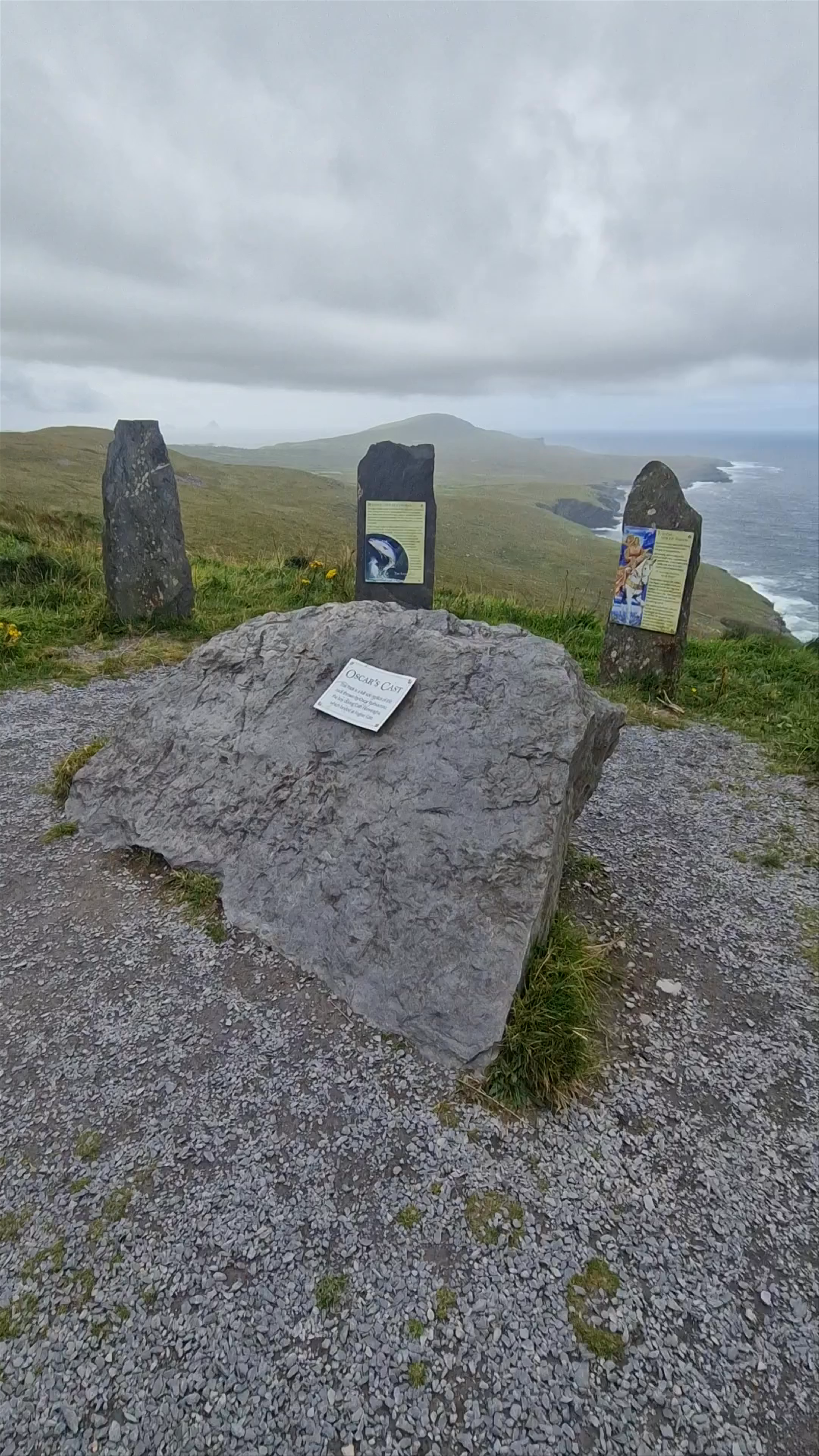 Fogher Cliffs(Aillte Fogher)