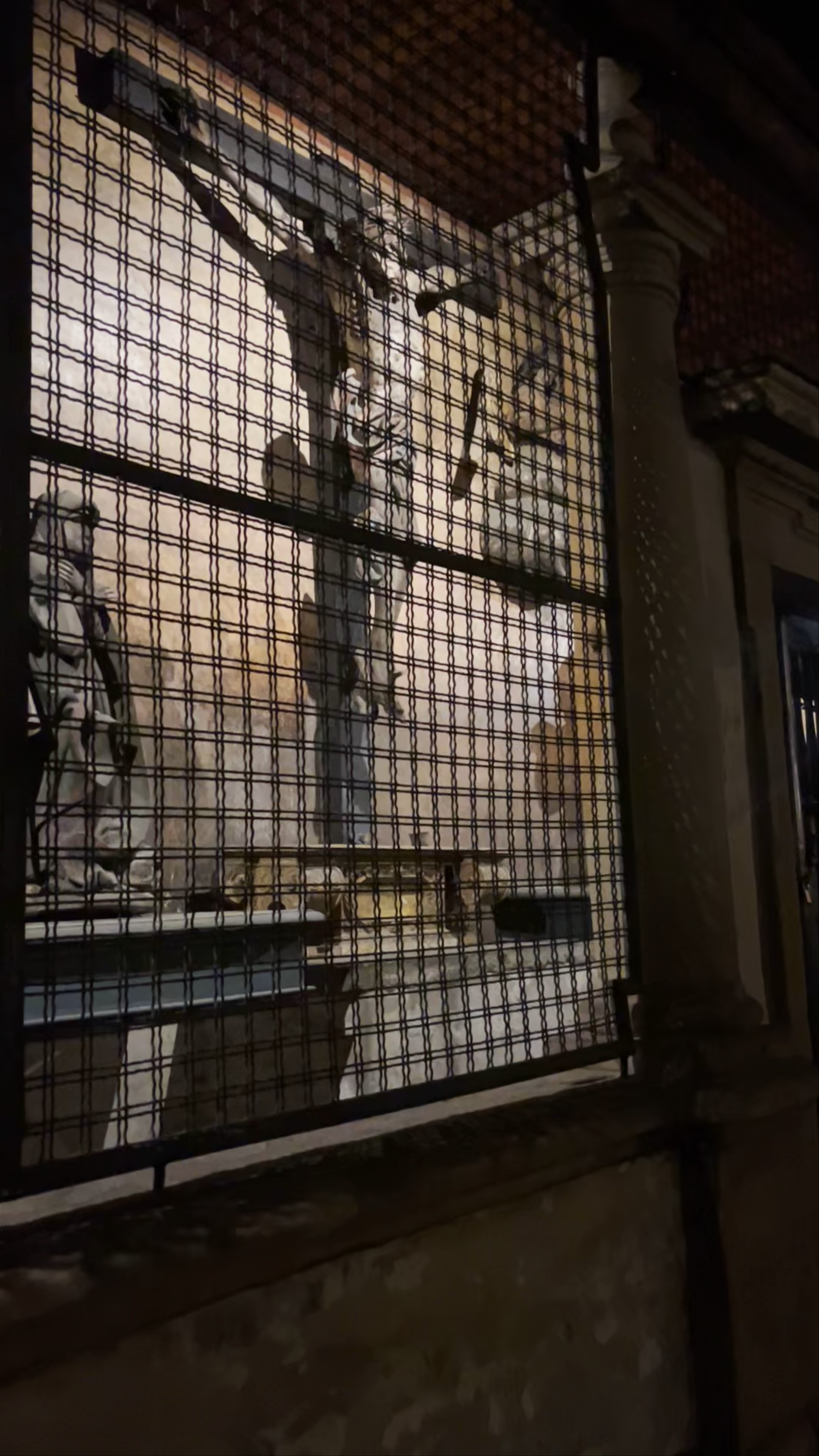 Basílica del Corpus Christi, Kraków: Nighttime Sacred Reflection
