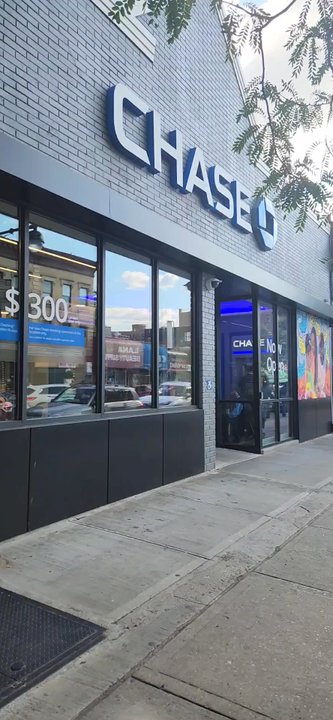 Chase Bank - My little walk from 1380 to 1308 Fulton Chase. - Banks & Credit Unions Near Me - Brooklyn, New York