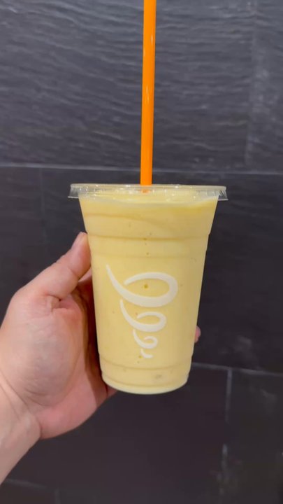 Jamba - Lilikoi Mango Lychee smoothie - Juice Bars & Smoothies Near Me - Honolulu (Oahu), Hawaii