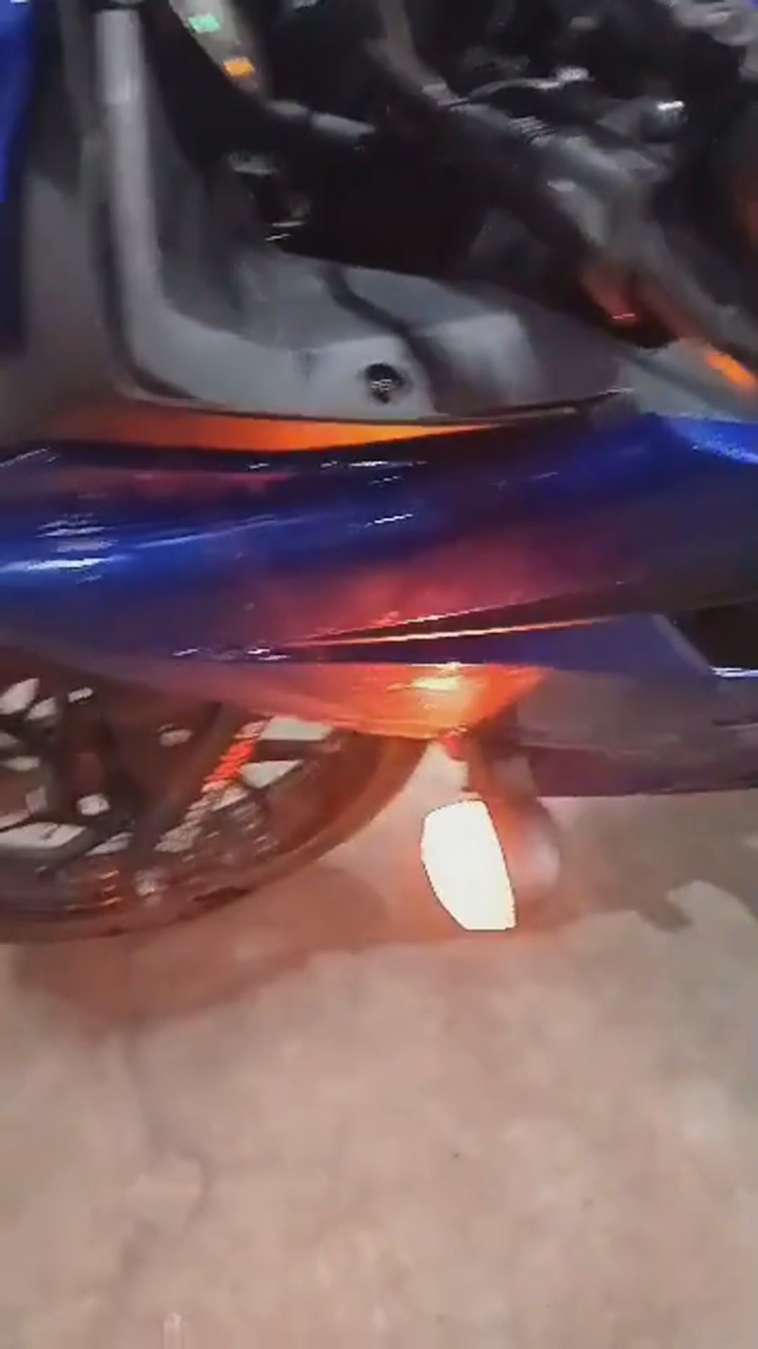 Walk-around video thumbnail