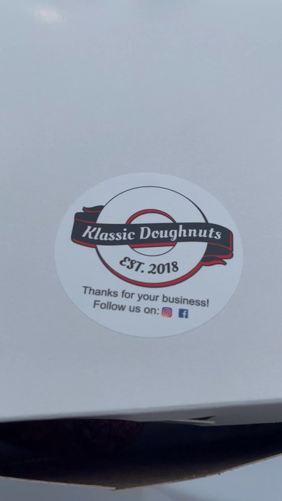 Klassic Doughnuts - What's in the box? Some yummy goodness... no donuts like it. - Food Trucks Near Me