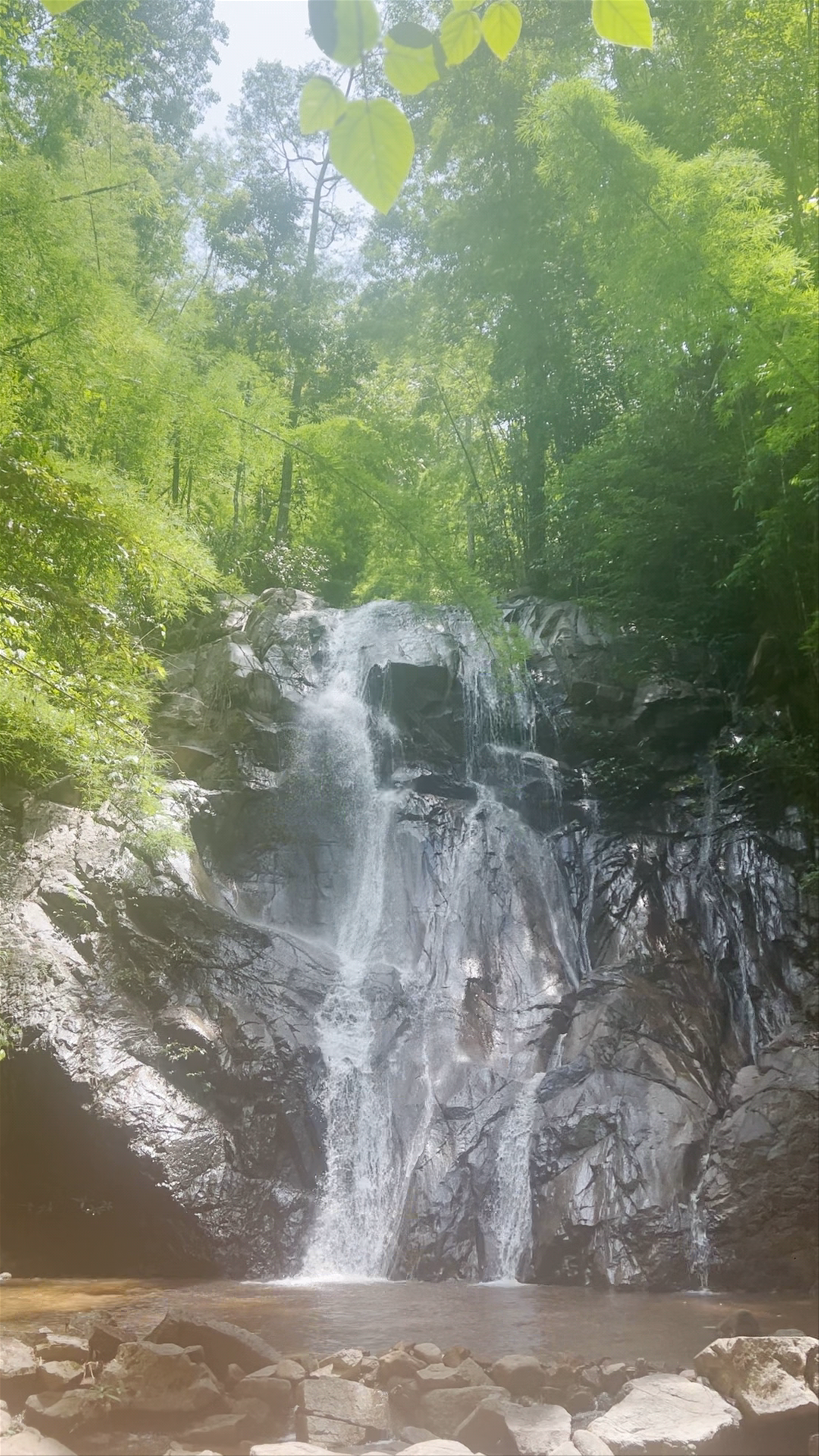 Tad Mok Waterfall Huai Kaeo