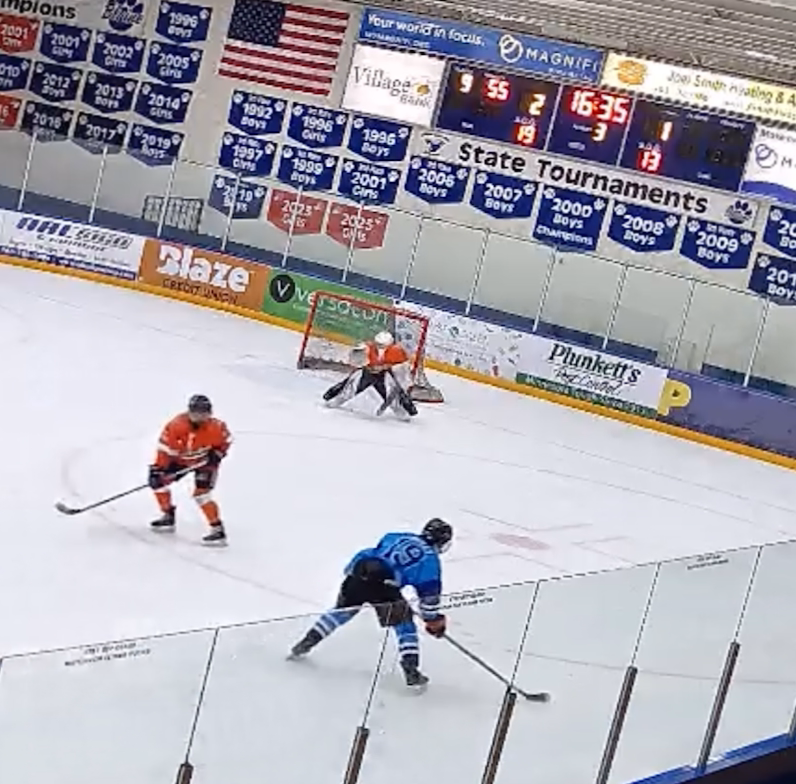 Maria Dlugolecki: Impressive Glove Save with No Rebound