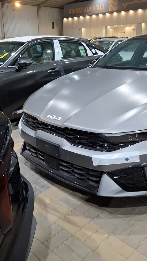كيا K5 GT Line 2025