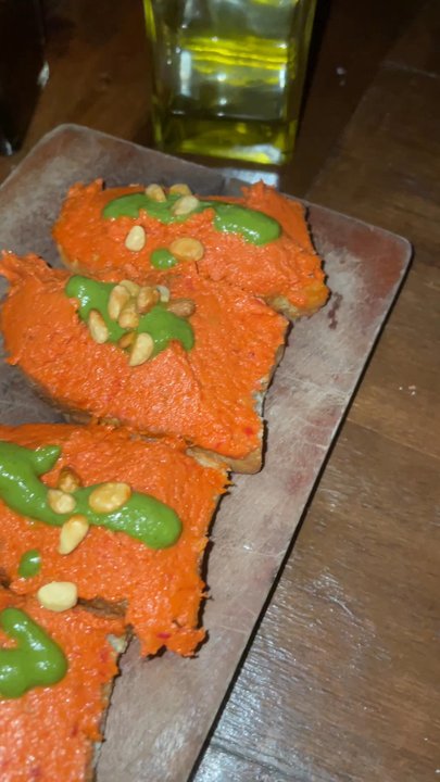 Uva - Bruschetta Pomodori Secchi - Italian Near Me - New York, New York