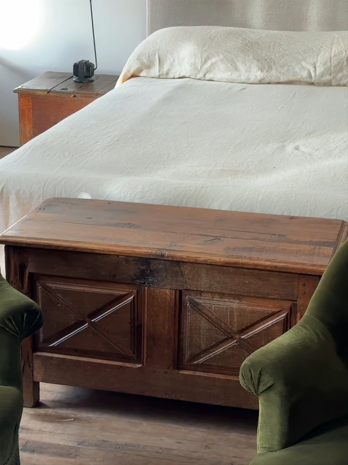 19th C. Oak Trunk