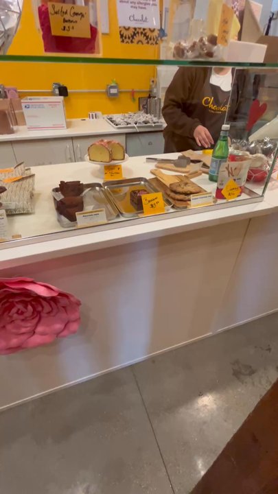 Chocolat Uzma - Chocolatiers & Shops Near Me - Chicago, Illinois