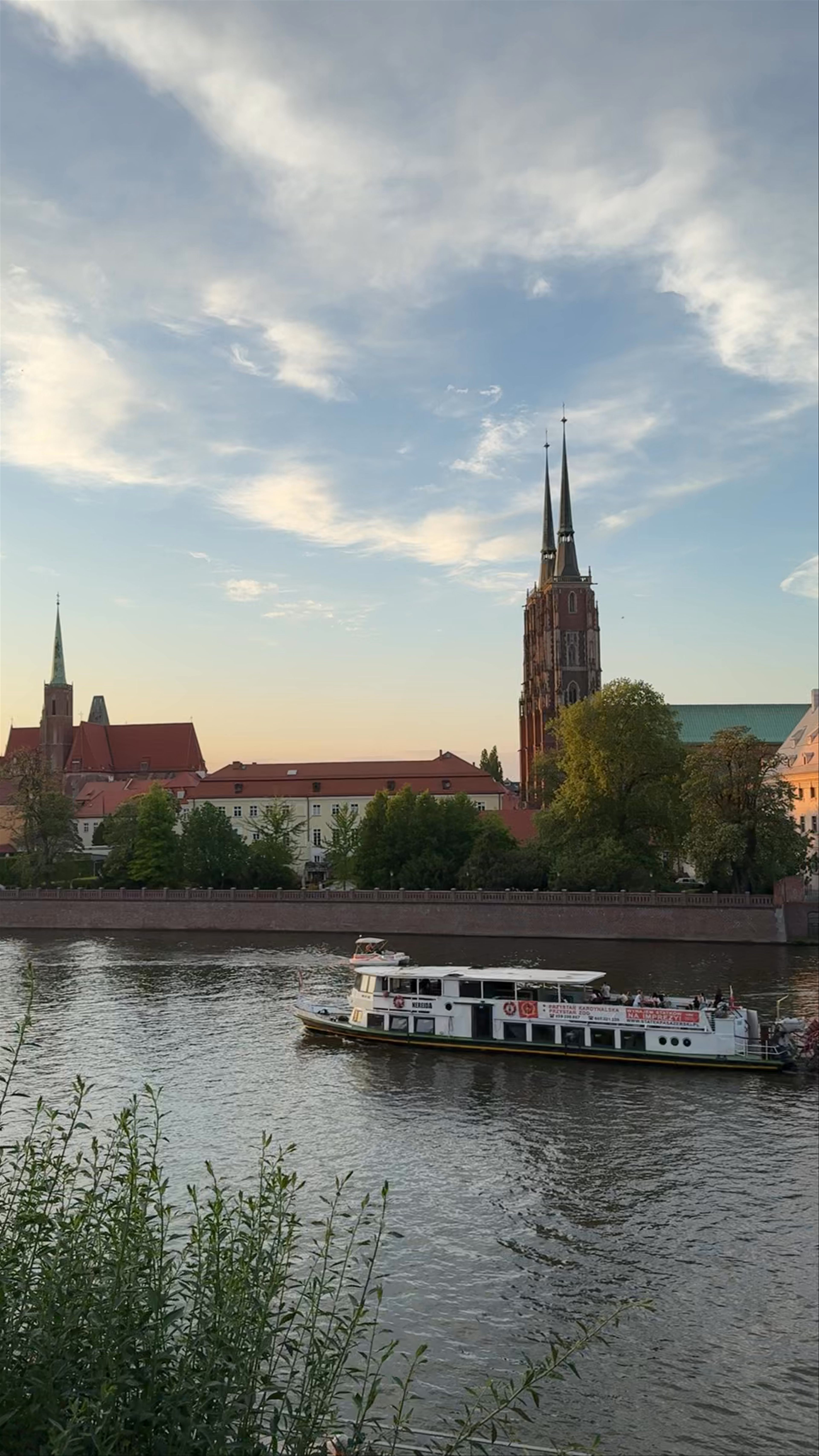 Scenic Evening River Cruise at Amfiteatralna Pier, Wrocław