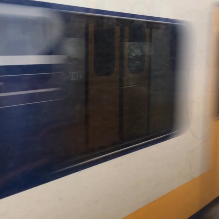 Sprinter - Approaching the station - Trains Near Me - Amsterdam, New Hampshire