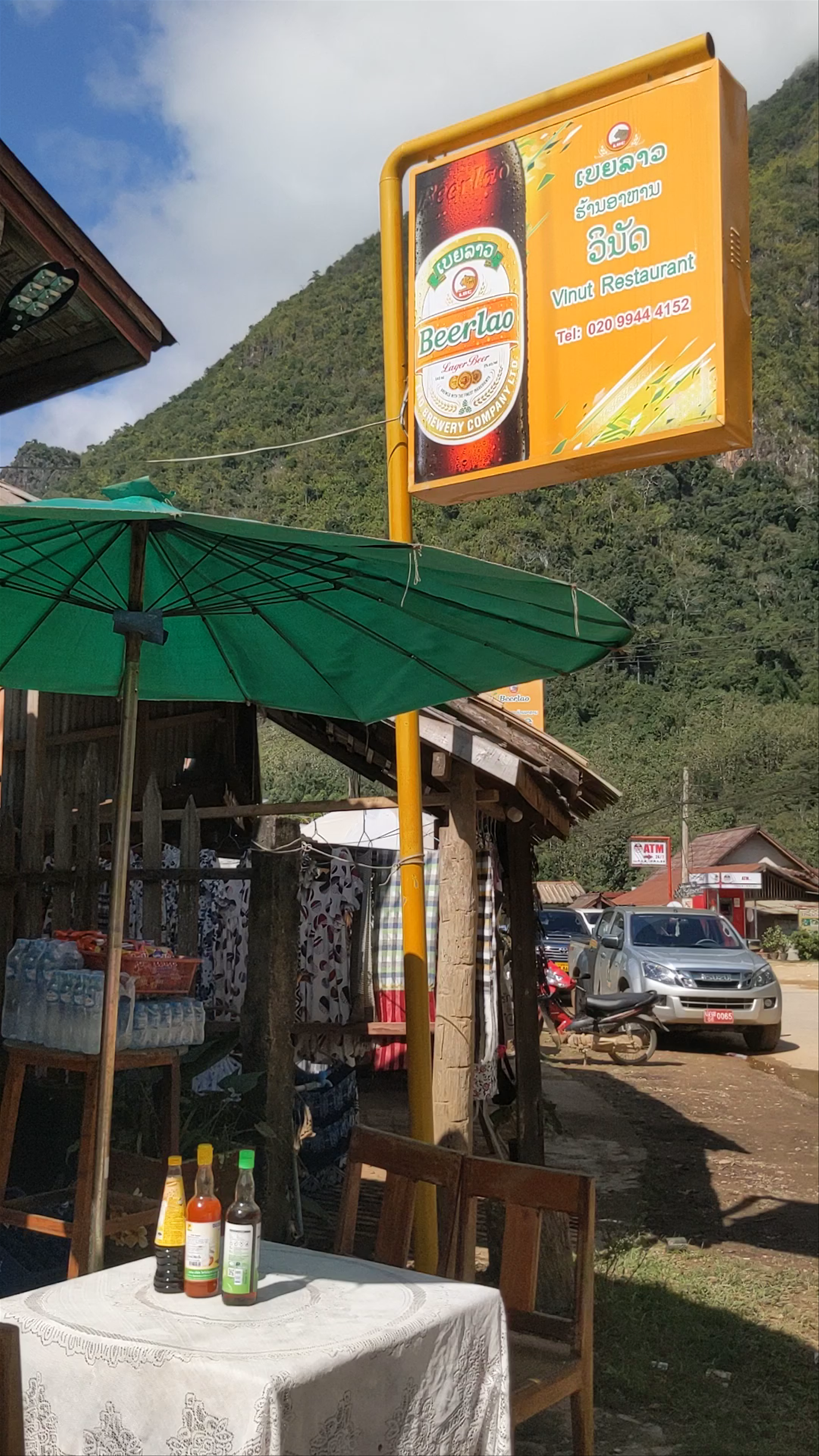 Vinut Restaurant: Authentic Village Dining Experience in Nong Khiaw, Laos