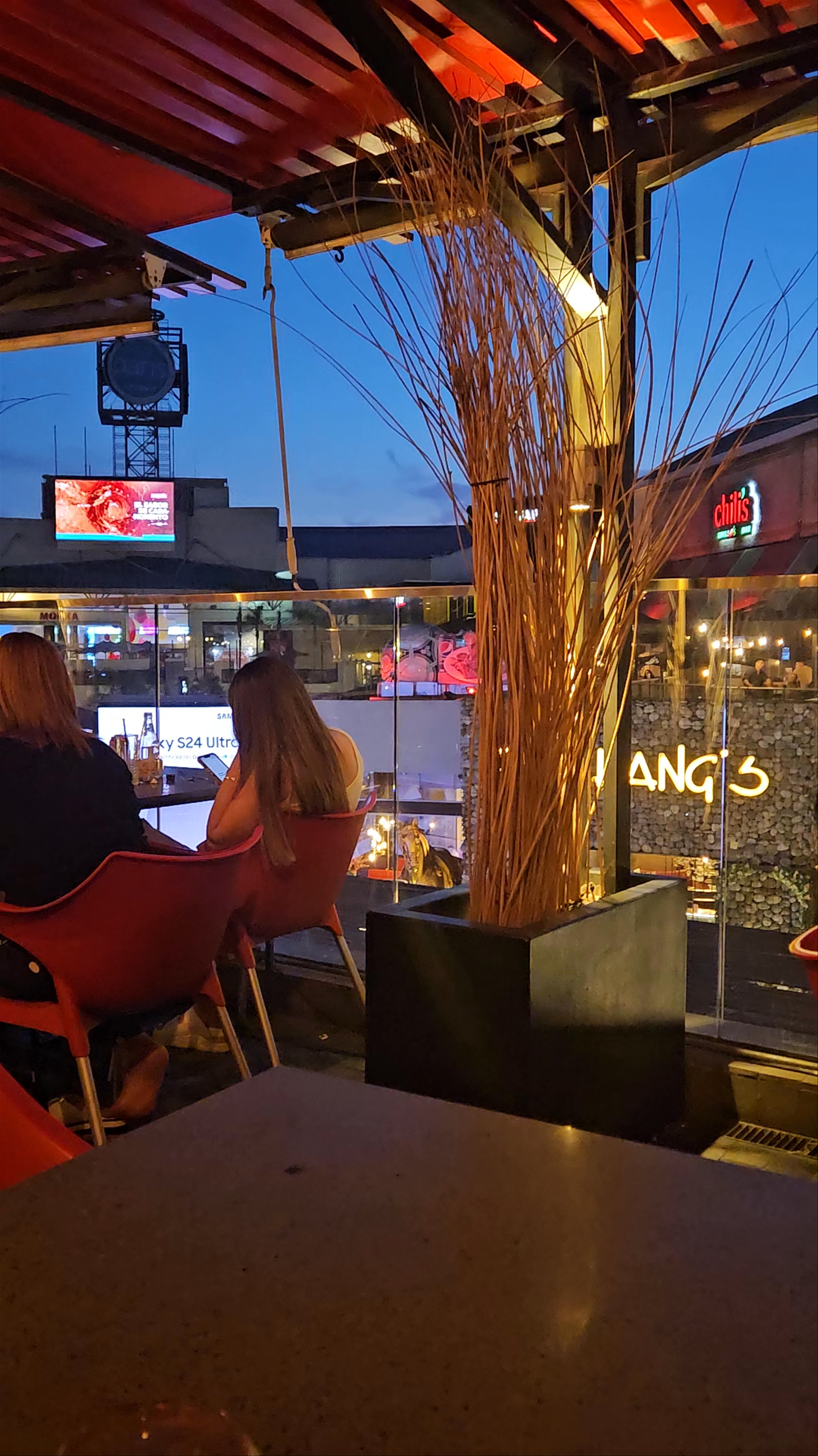 Parque Arauco - Avenida Presidente Kennedy