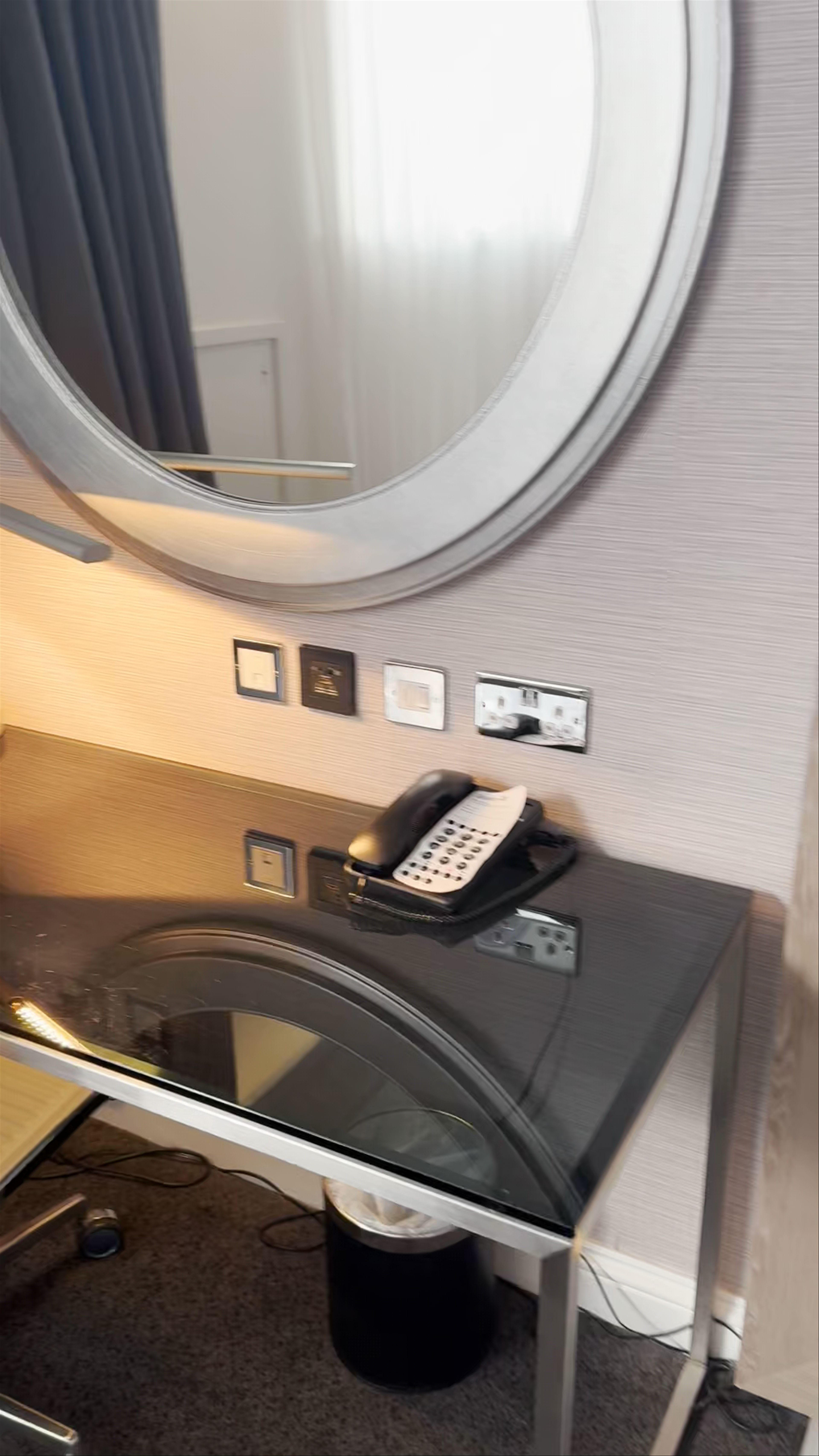 Radisson Blu The Headrow Leeds: Stylish Urban Business Stay
