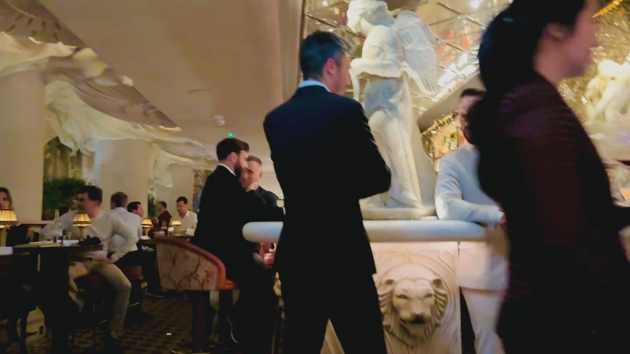 Bacchanalia - Walkthrough of the 1st floor - Wine Bars Near Me - London, XGL