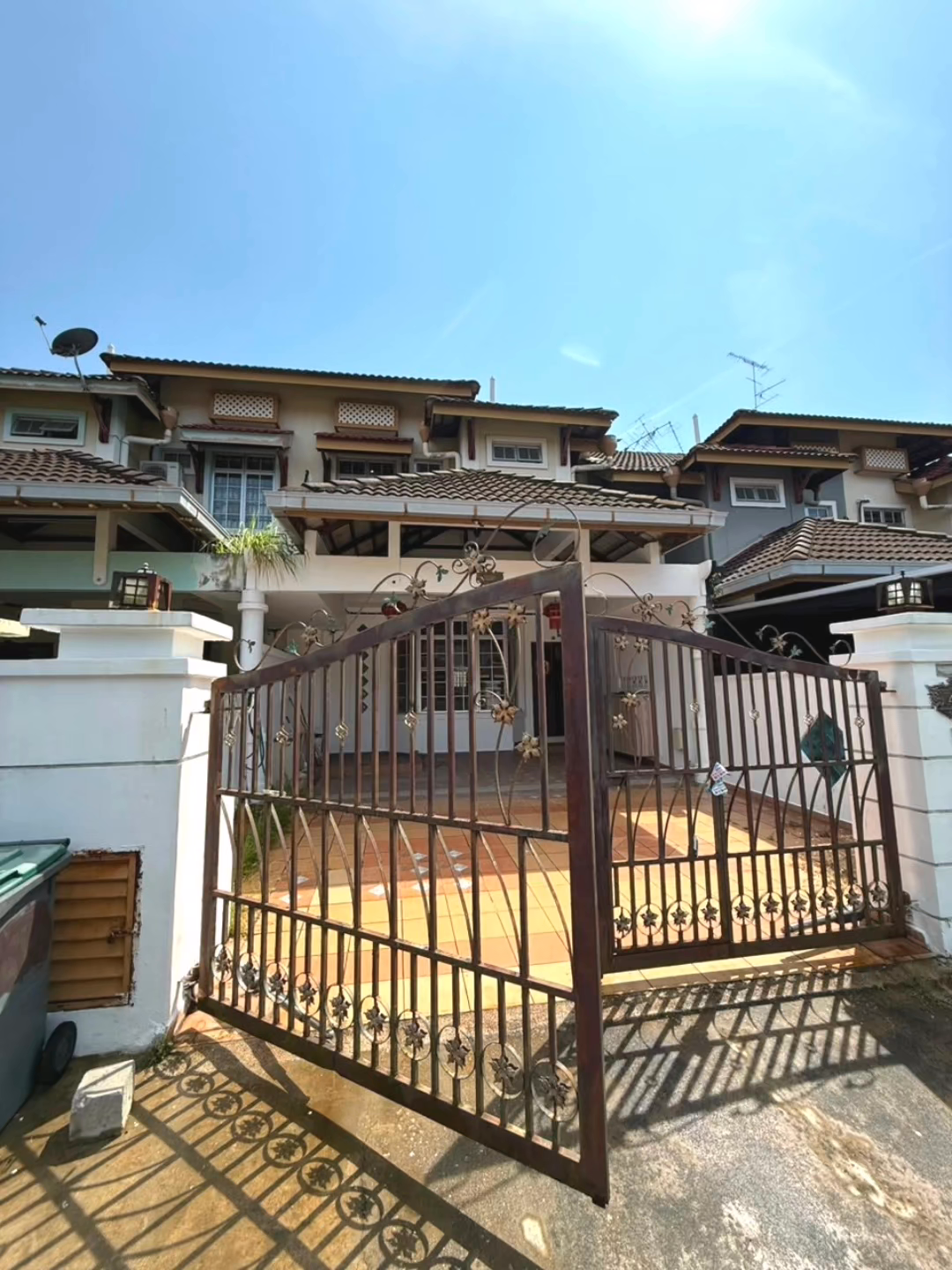Taman Bukit Tiram Jalan Ledang