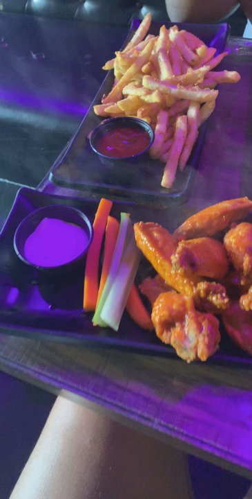 Pyramids Hookah & Bar - Wednesday's are for links, drinks and hookah - Hookah Bars Near Me - Bayside, New York