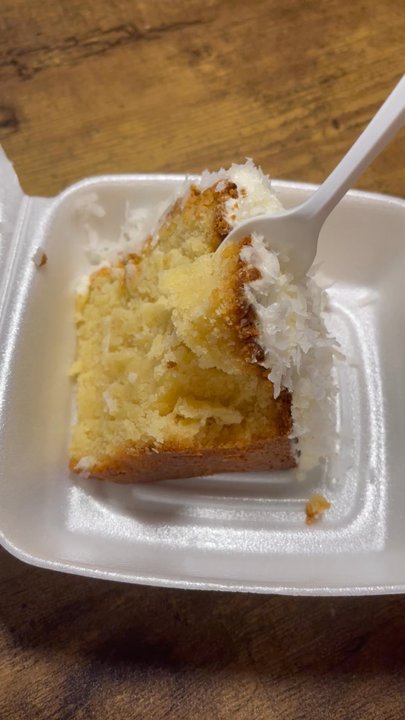 Thomas' Smokey Pit Stop - Coconut Pound Cake - Barbeque Near Me - Manchester, Connecticut