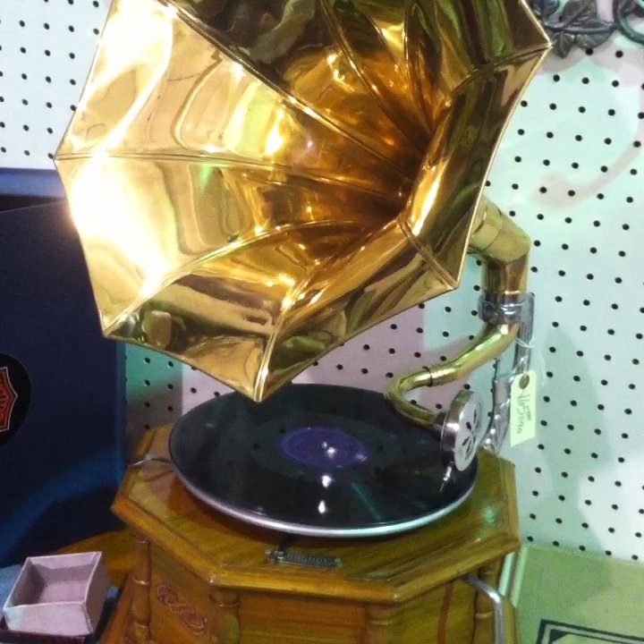 Exit 76 Antique Mall - Antiques Near Me - Edinburgh, Indiana