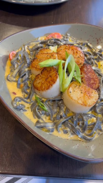 Hook & Cleaver - Seafood Near Me - Mukilteo, Washington