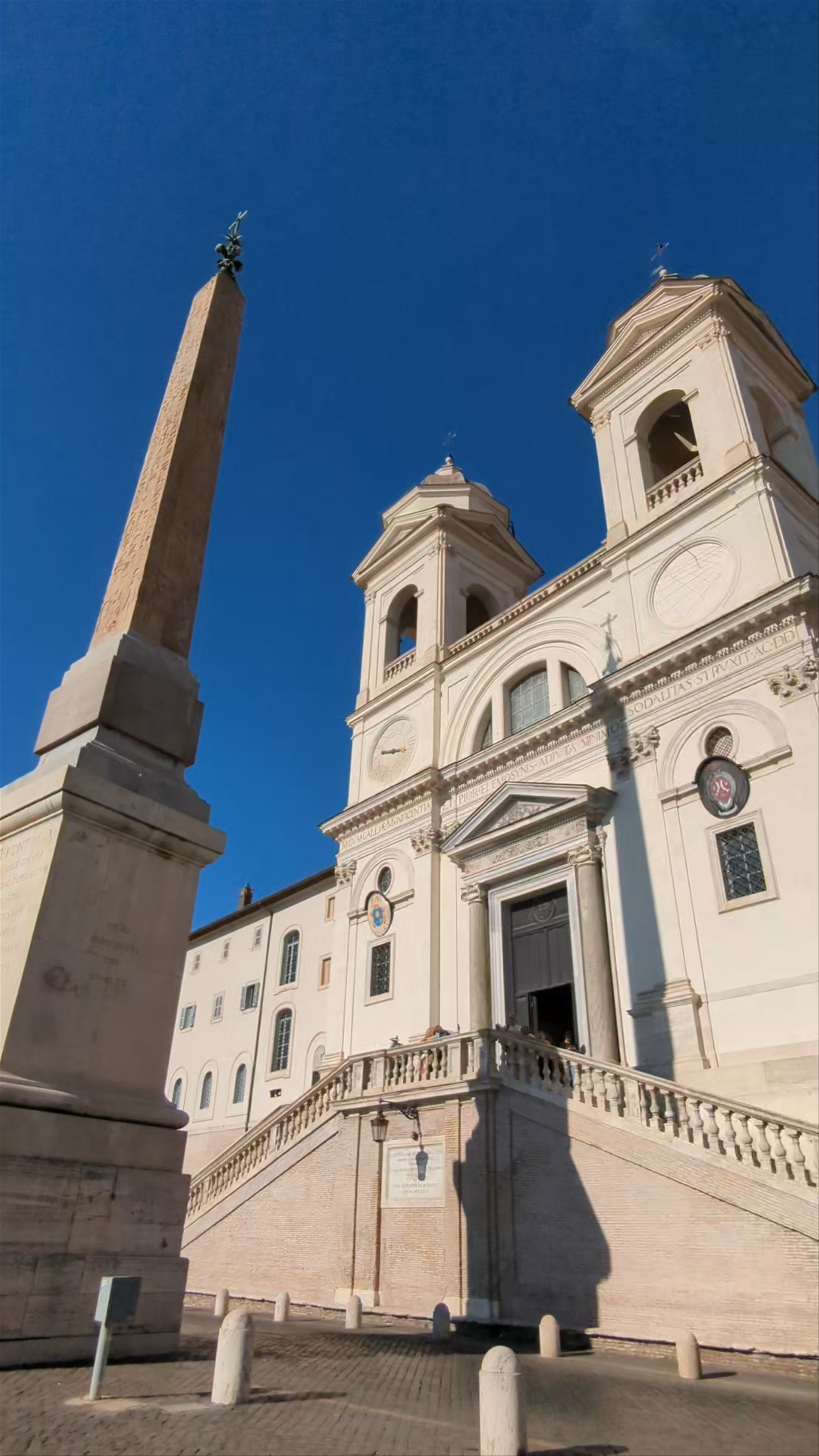 Trinità dei Monti: Iconic Roman Steps and Scenic Piazza Experience