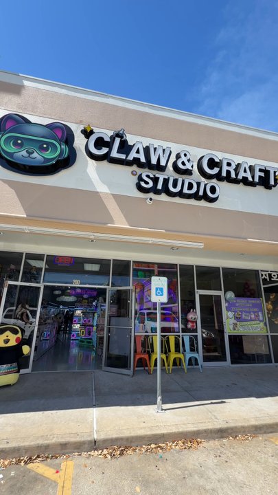 Claw and Craft Studio - Arcades Near Me - Houston, Texas