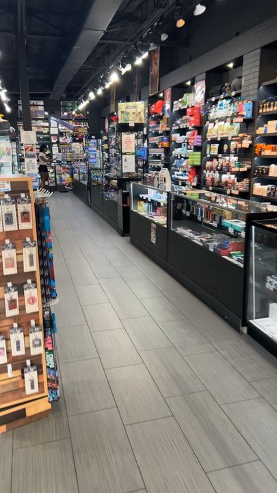 Rock N Roll It - The disrespect he showed. - Vape Shops Near Me - Humble, Texas