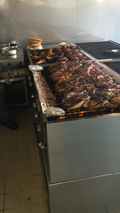 Chicken Hut - Chicken Shop Near Me - Chicago, Illinois