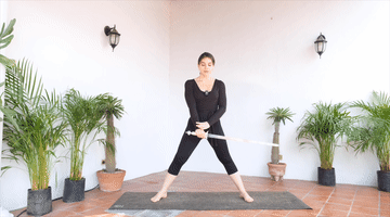 Move 8: Warrior Lunge Animated GIF